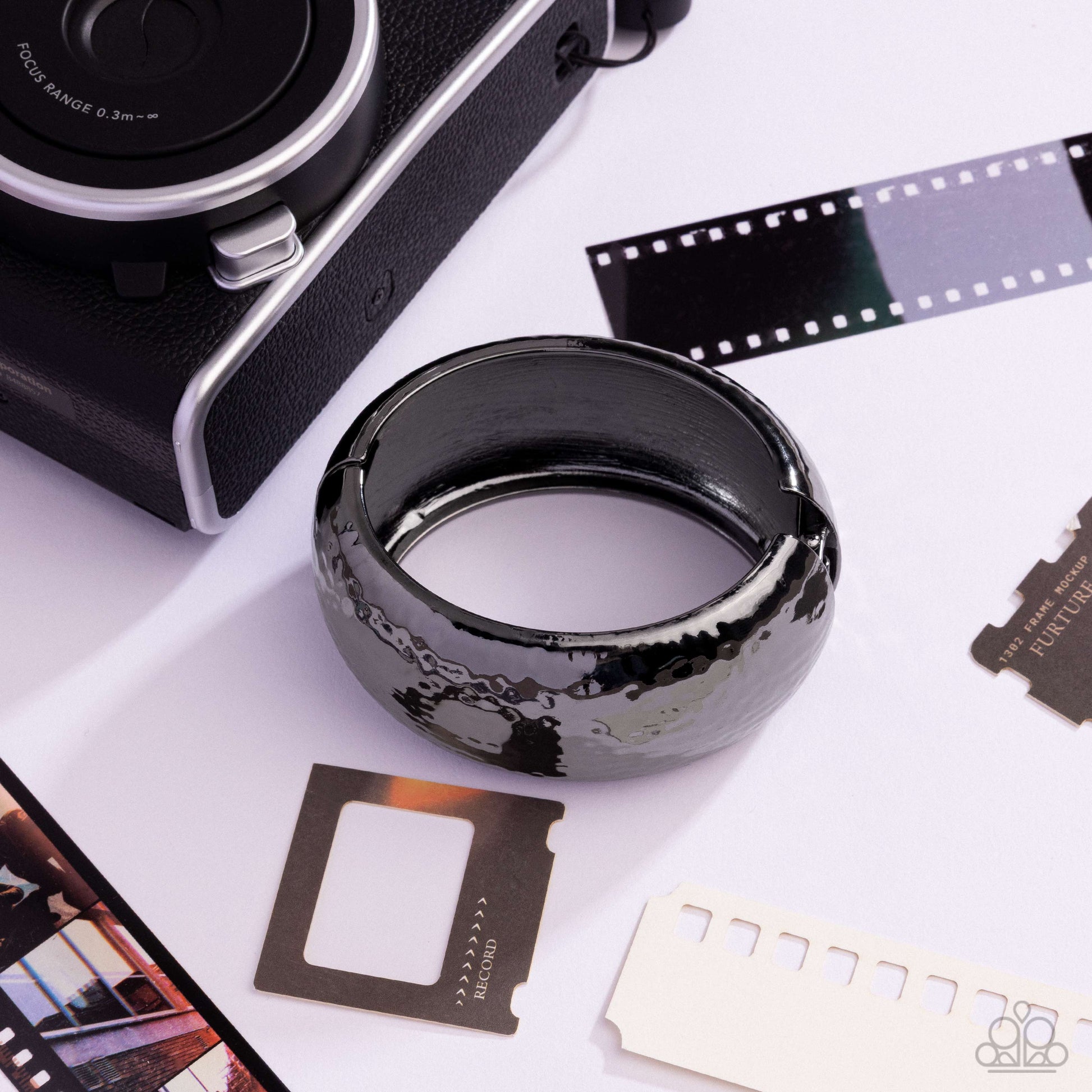 Hammered Hassle - Black