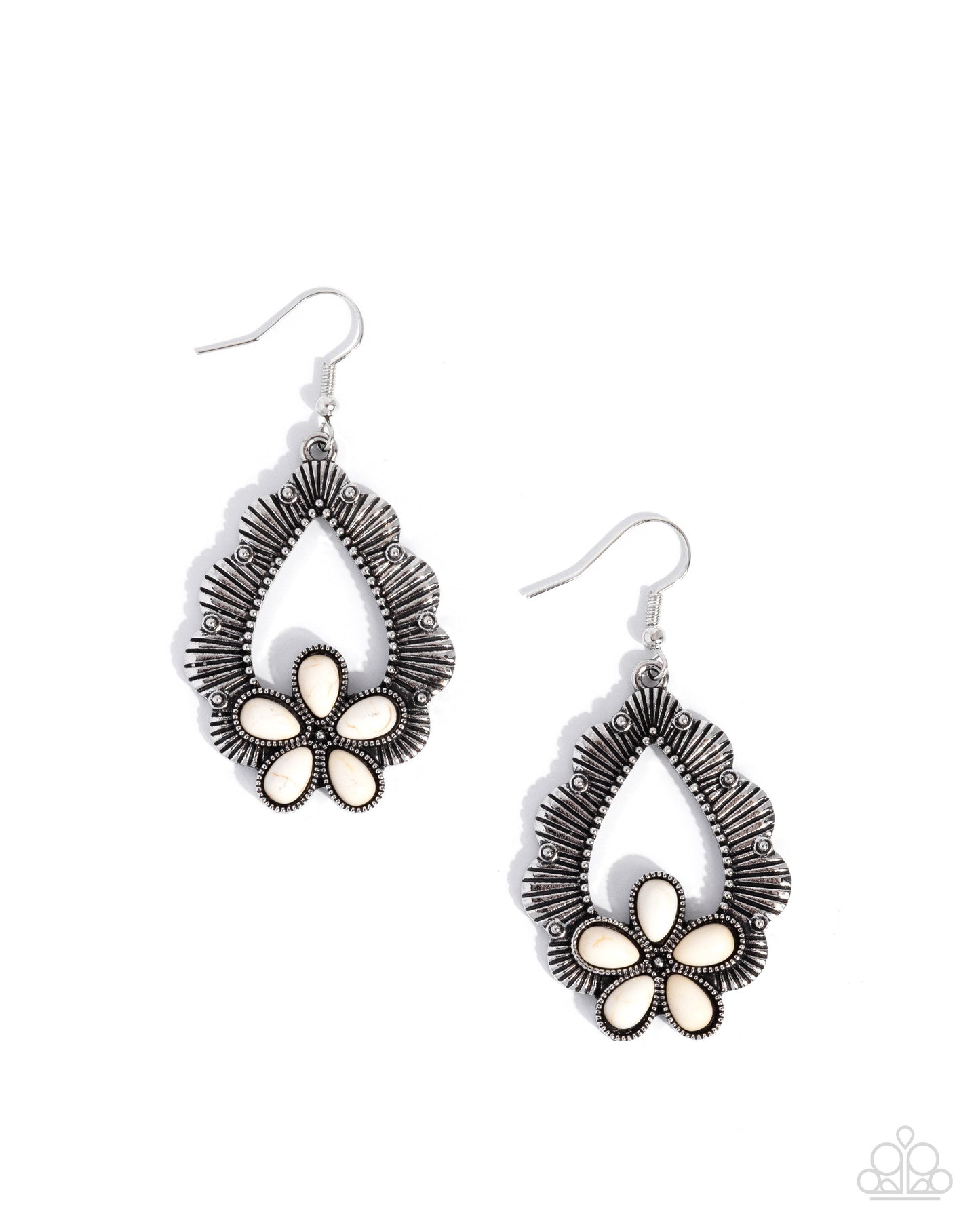 Noticeably Earthy - White