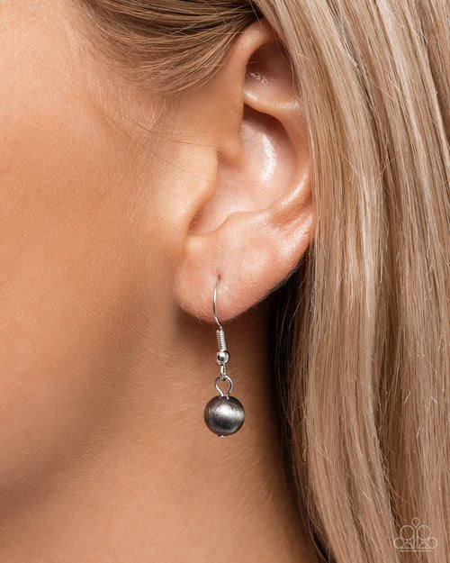 Elongated Element - Silver