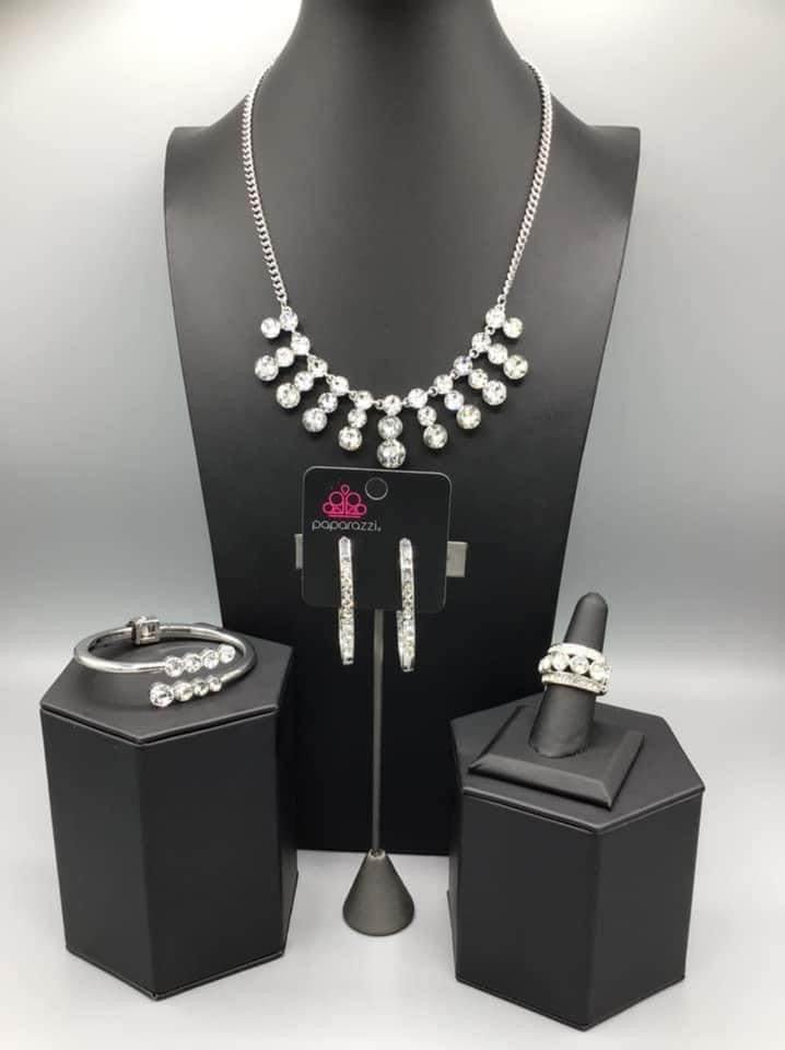 Fiercely 5th Avenue - Complete Trend Blend Fashion Fix Set - February 2021 - J'Renee Bejeweled