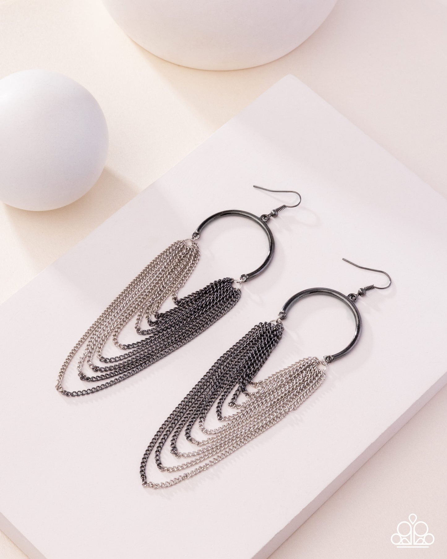 Focused Fringe - Black