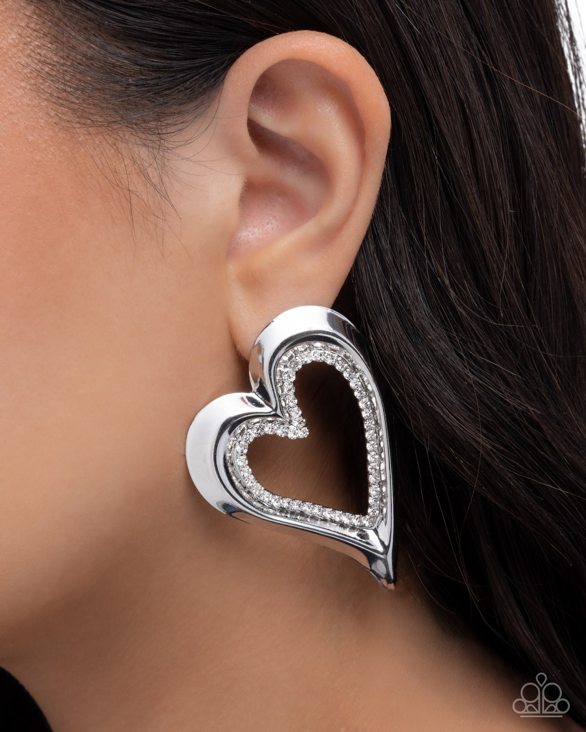 cupid-chic-white