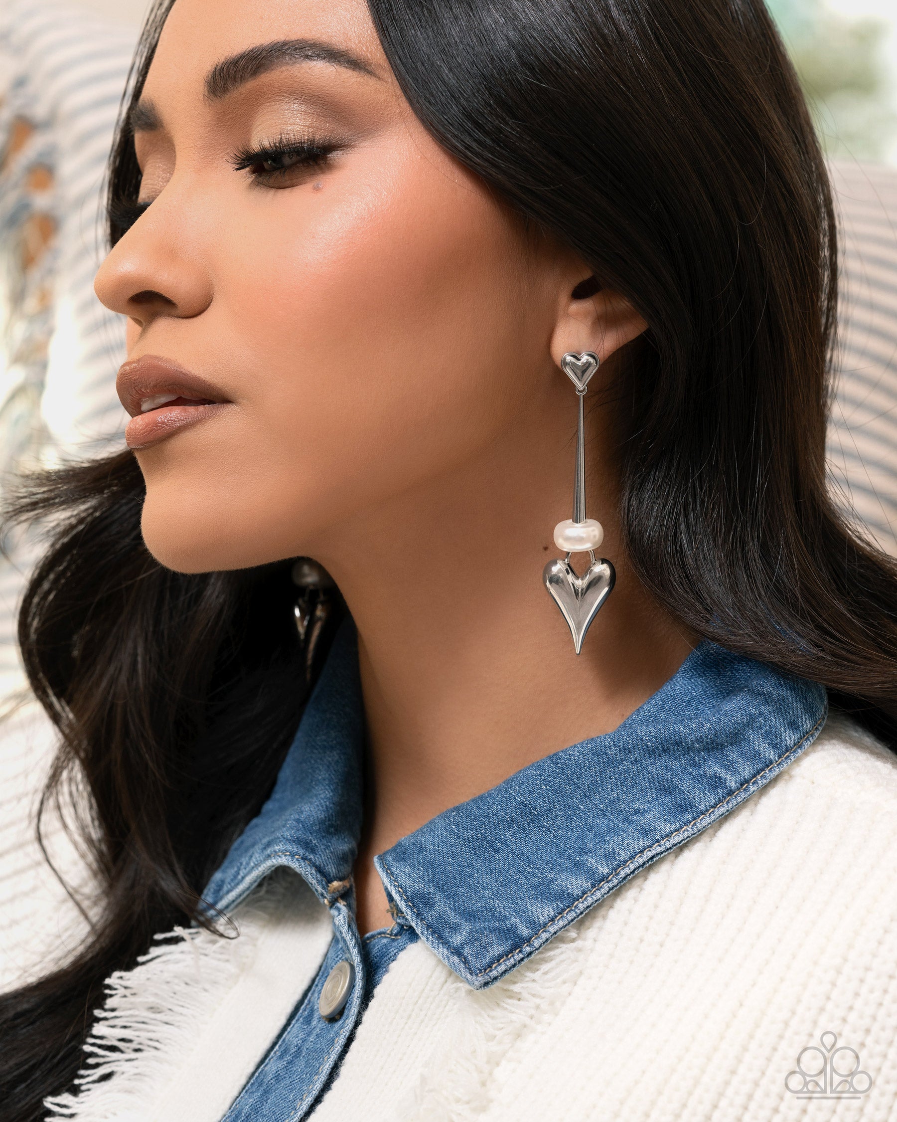 I Feel Loved - White