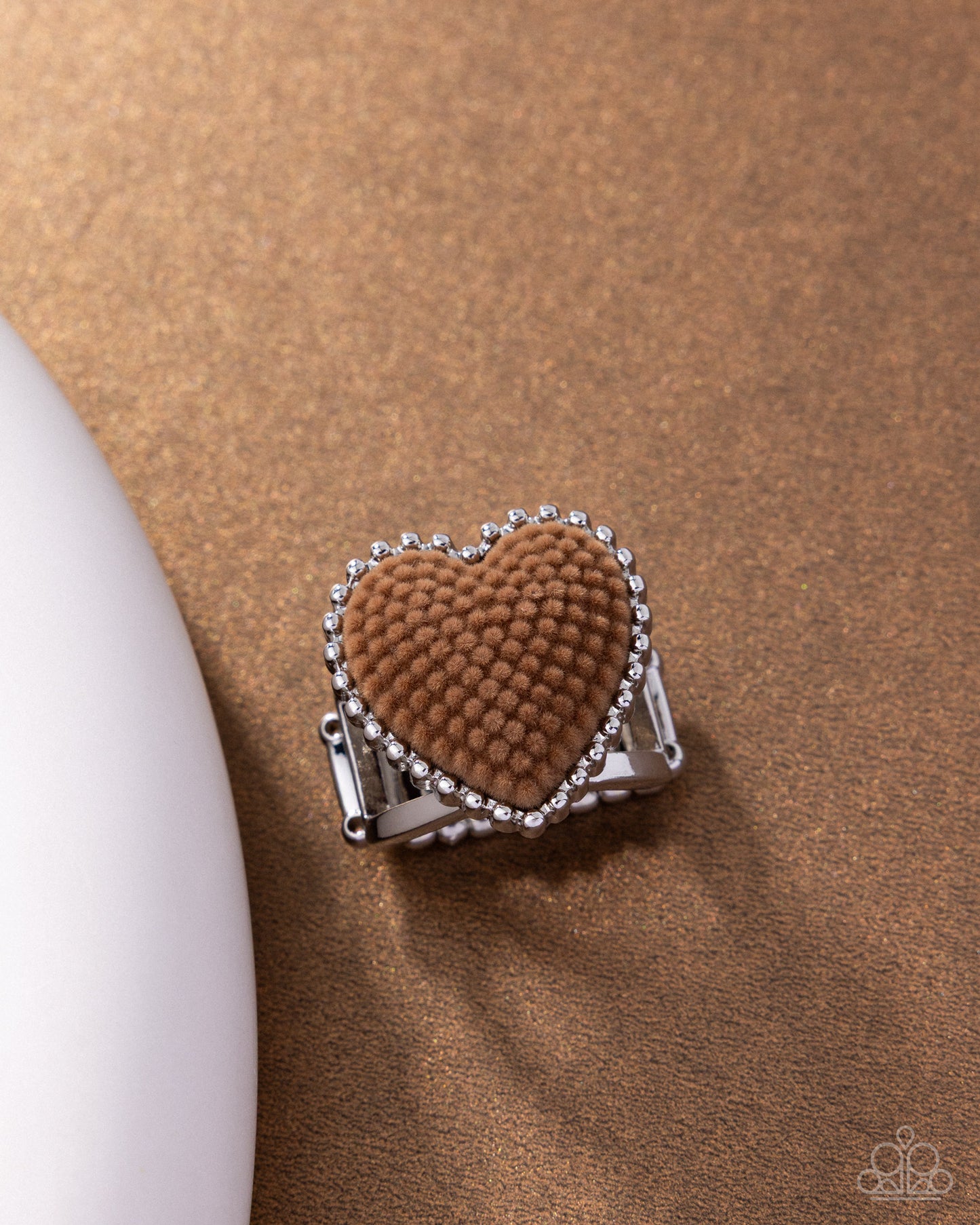 Lighthearted Layers - Brown