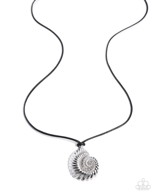 Coastal Callback - Black